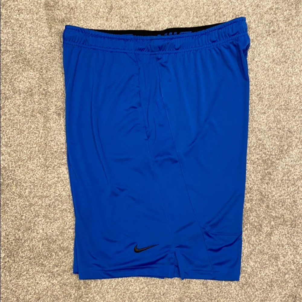 Nike Training Shorts, Men’s XL - never worn!